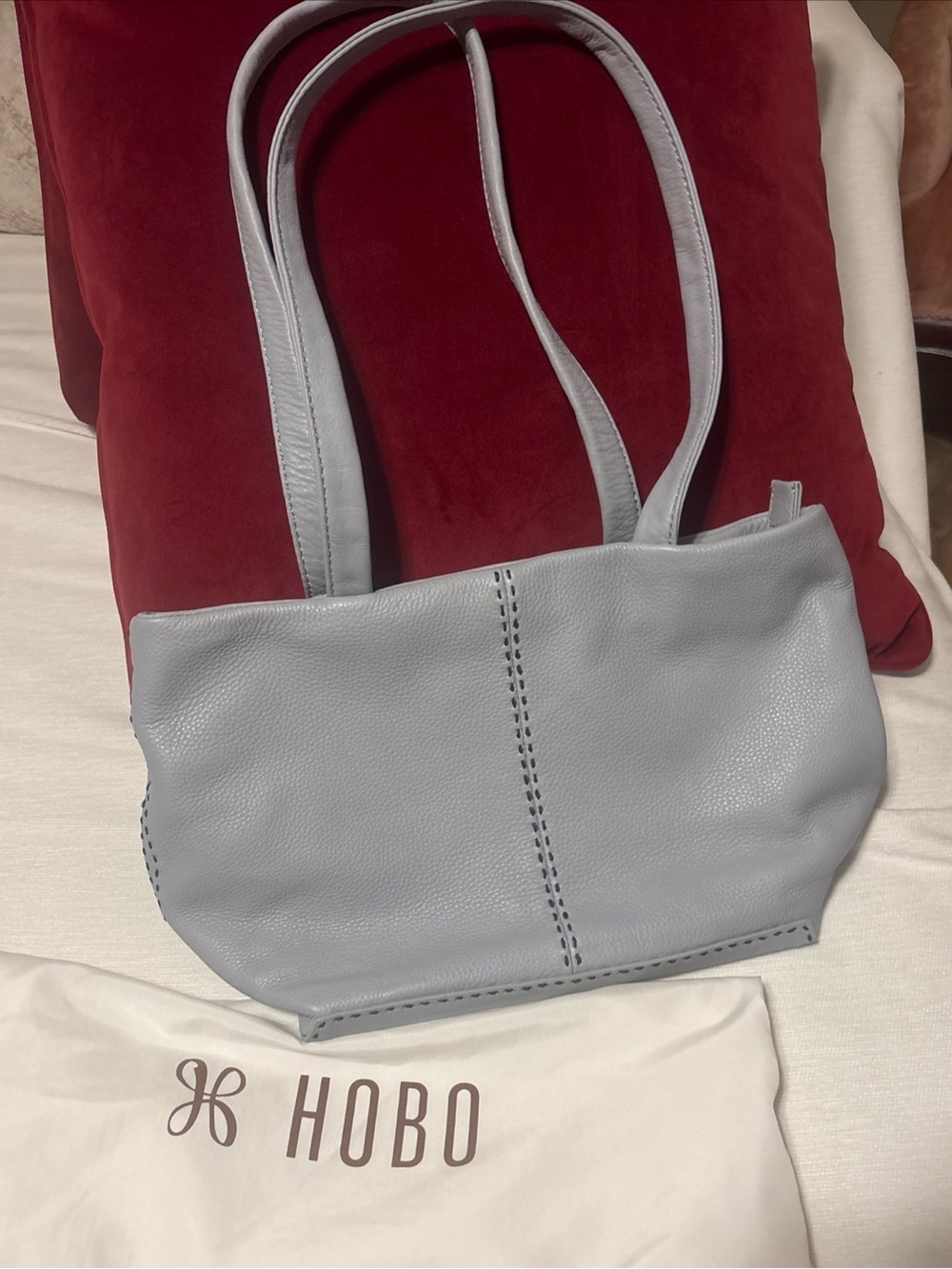 HOBO Light Gray Pebbled Leather Hobo Shoulder Bag w dust bag